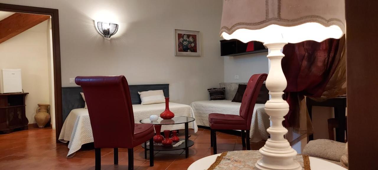 B&B Palazzo Oddo Albenga Eksteriør billede