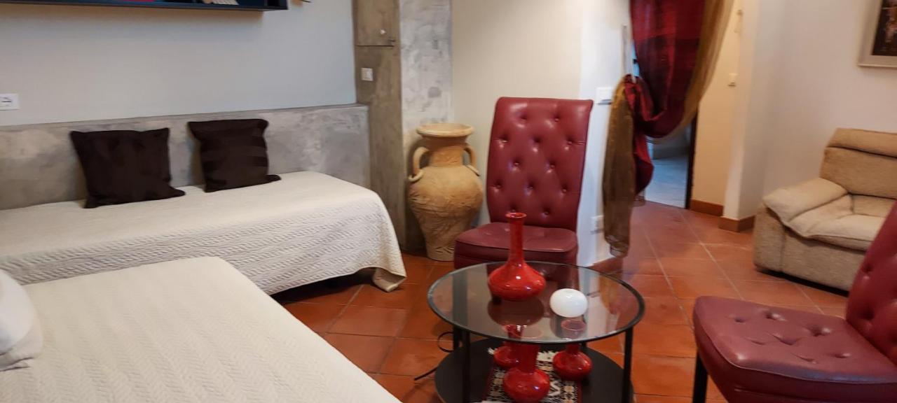 B&B Palazzo Oddo Albenga Eksteriør billede