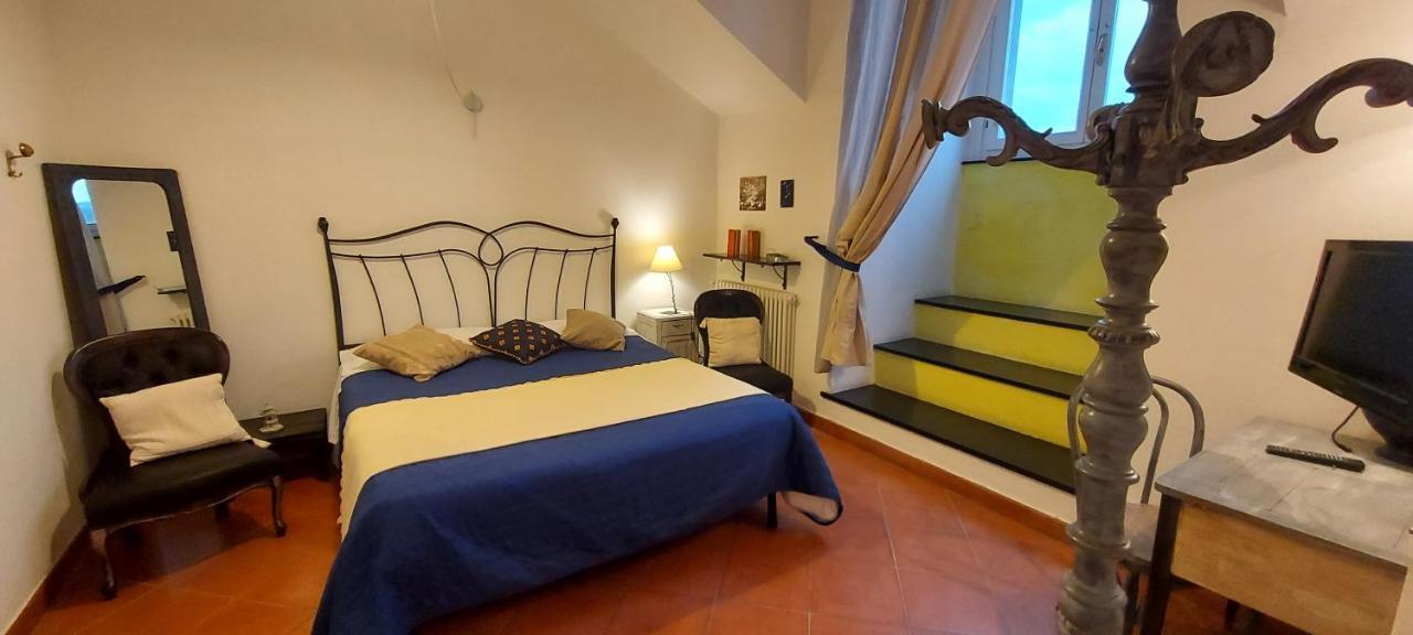 B&B Palazzo Oddo Albenga Eksteriør billede