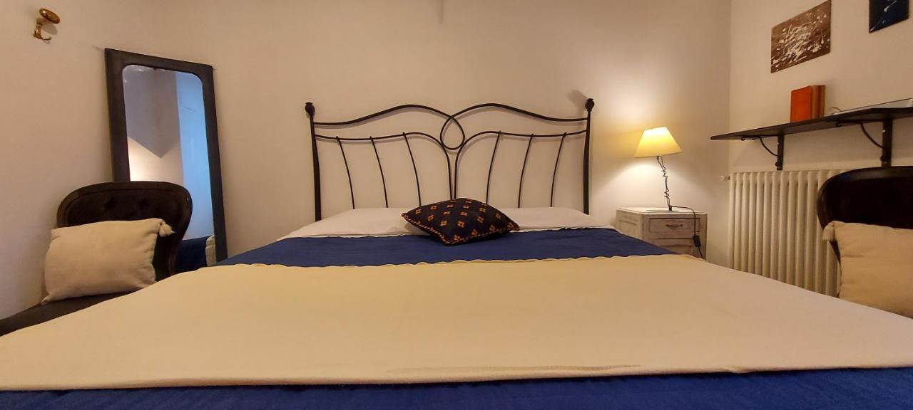 B&B Palazzo Oddo Albenga Eksteriør billede