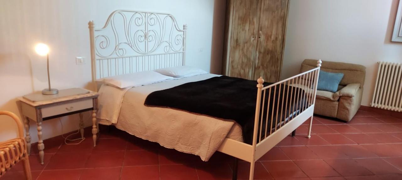 B&B Palazzo Oddo Albenga Eksteriør billede